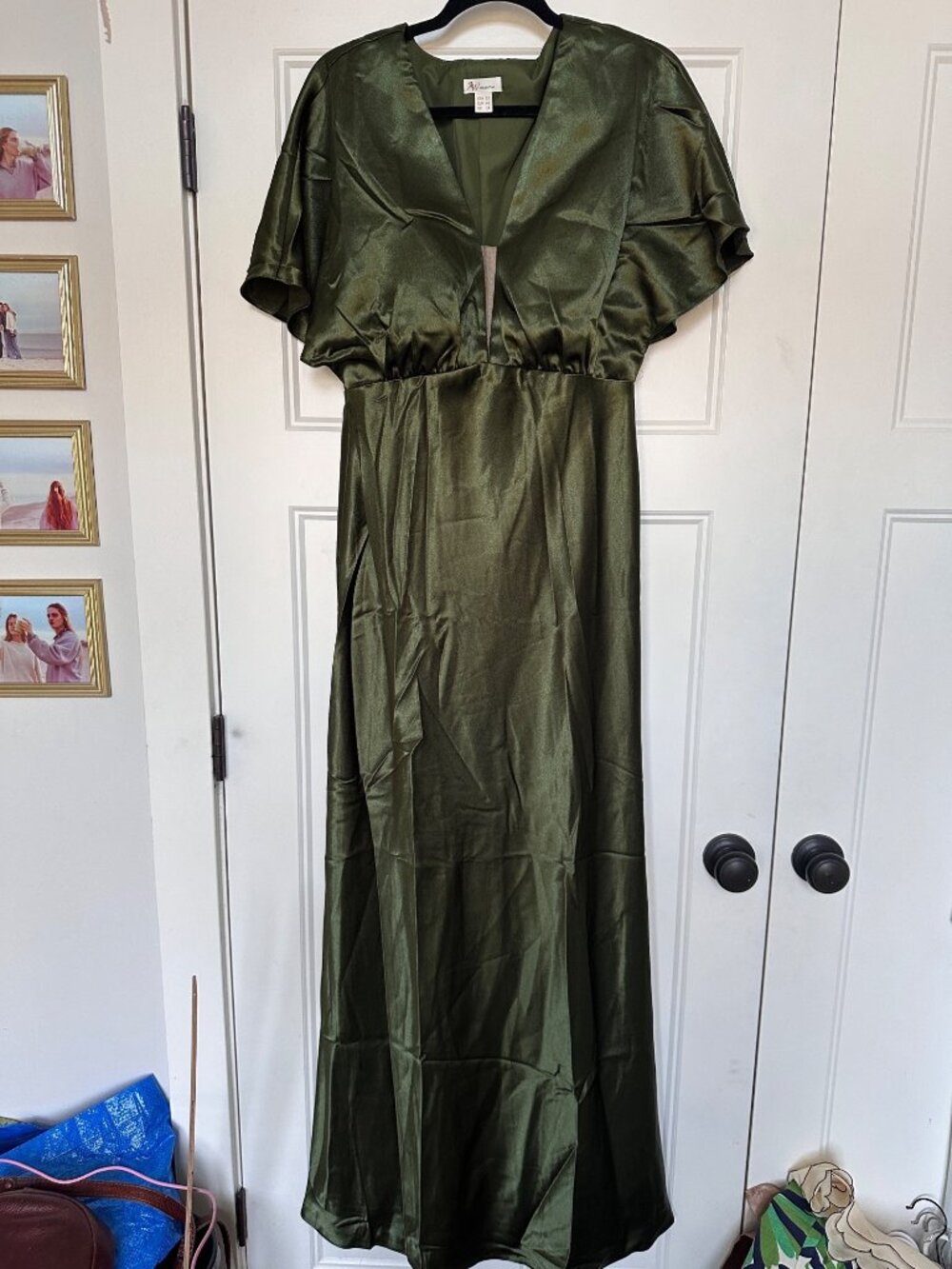AW Bridal Dress Womens 12 Otthild Crystal Satin Green Olive New Long Formal